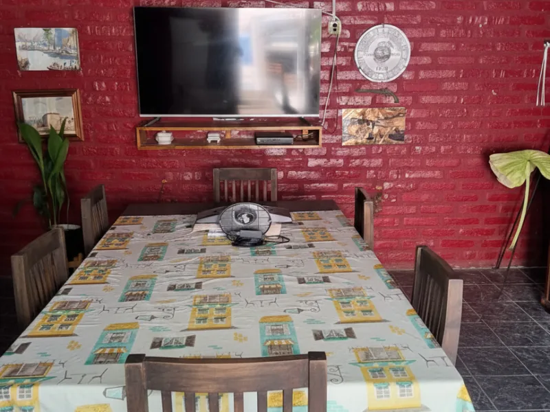 Propiedad Industrial en Venta en Villa Regina – Bartolo Luis Pasín 120